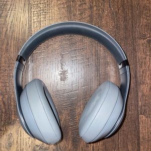 Beats Studio 3 wireless - Gray